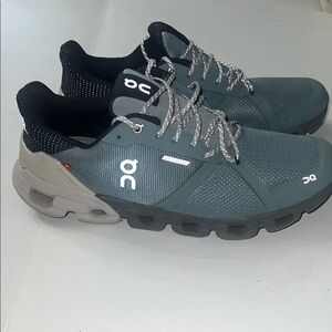 On Cloudflyer Running Men's Sneakers